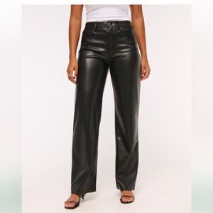 Curve Love 90's Straight leg Abercrombie & Fitch Faux Leather Pants. Size 27